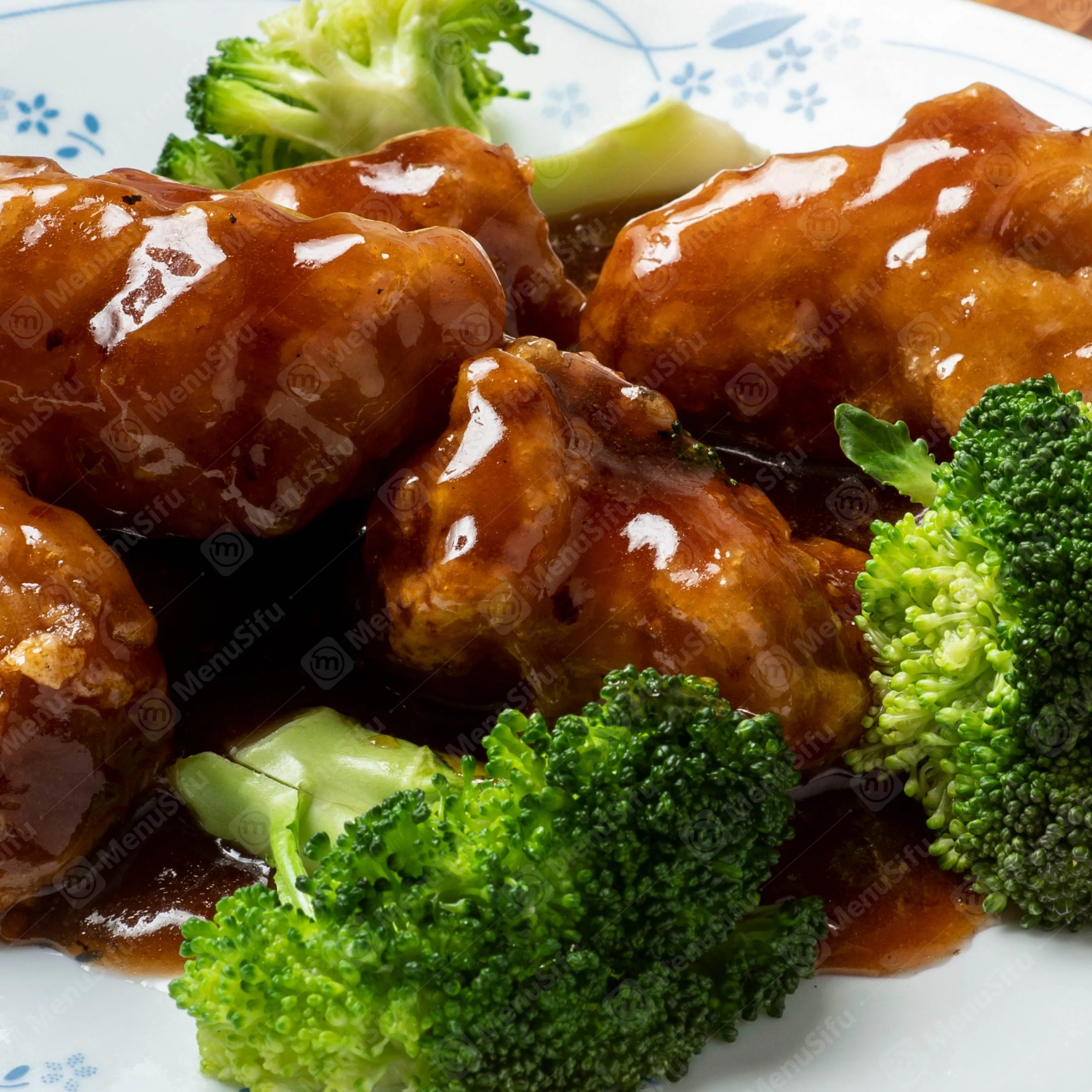 Chinese Broccoli with Chicken at Great Wall, Chinese Restaurant in Greenville